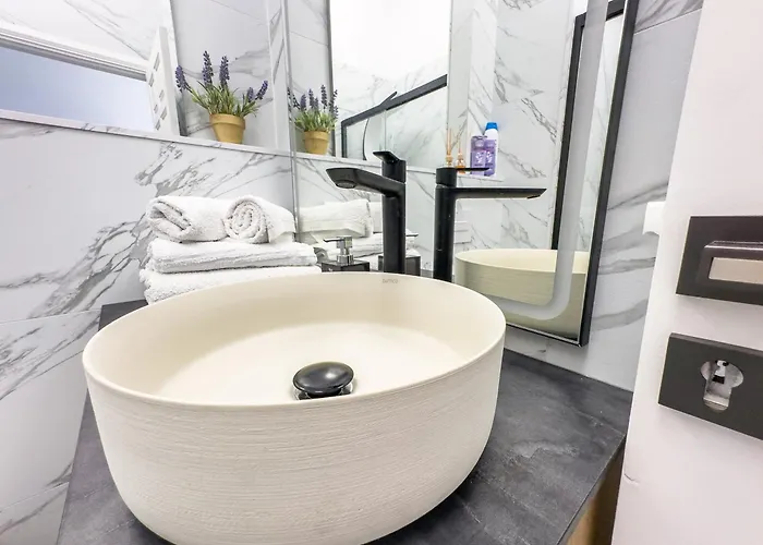 Infinity Ocean View Апартаменты *