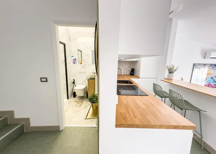 Infinity Ocean View Apartamento *