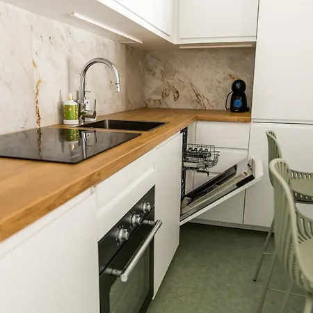 Infinity Ocean View أذيخي