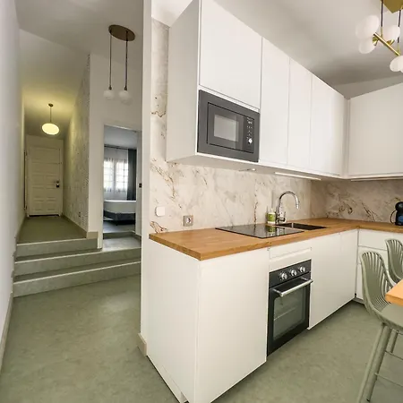 Infinity Ocean View شقة *